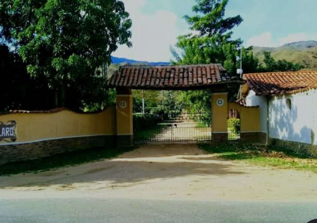 Terreno en Aguirre, Valencia - 1