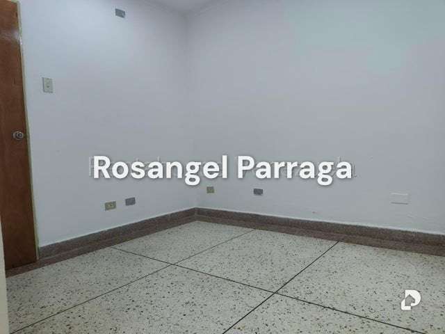 Local comercial en Valencia – 12