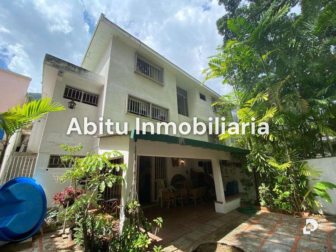 Casa en Altamira, Caracas – 1