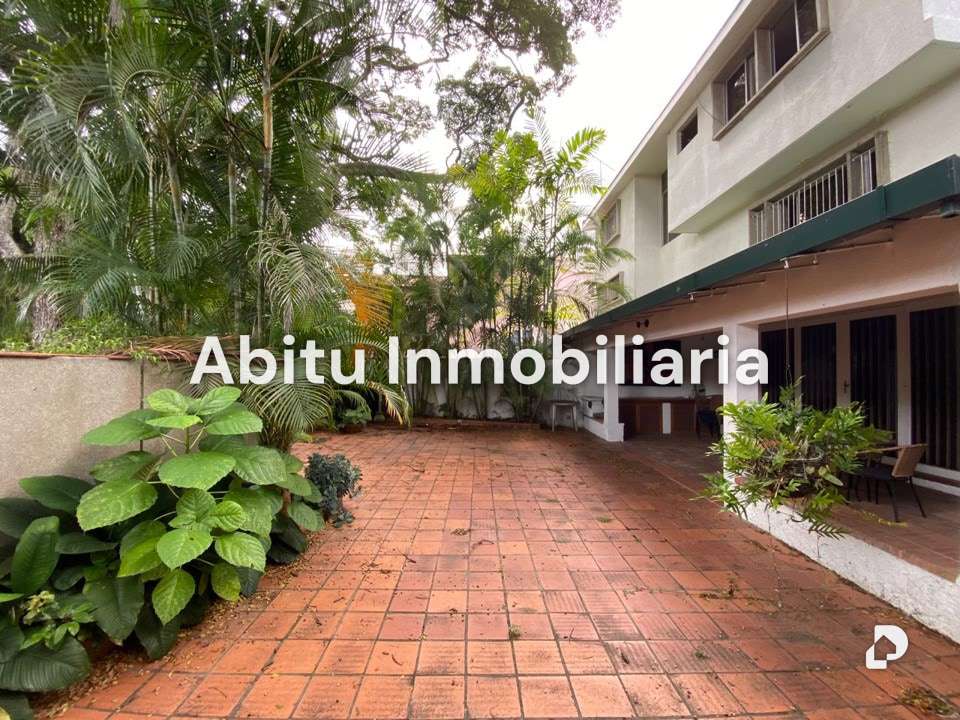 Casa en Altamira, Caracas – 3