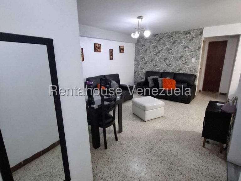 Apartment in Palo Verde, Caracas - 1