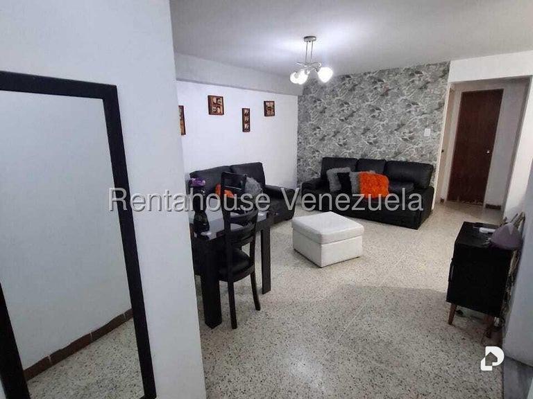 Apartment in Palo Verde, Caracas – 1
