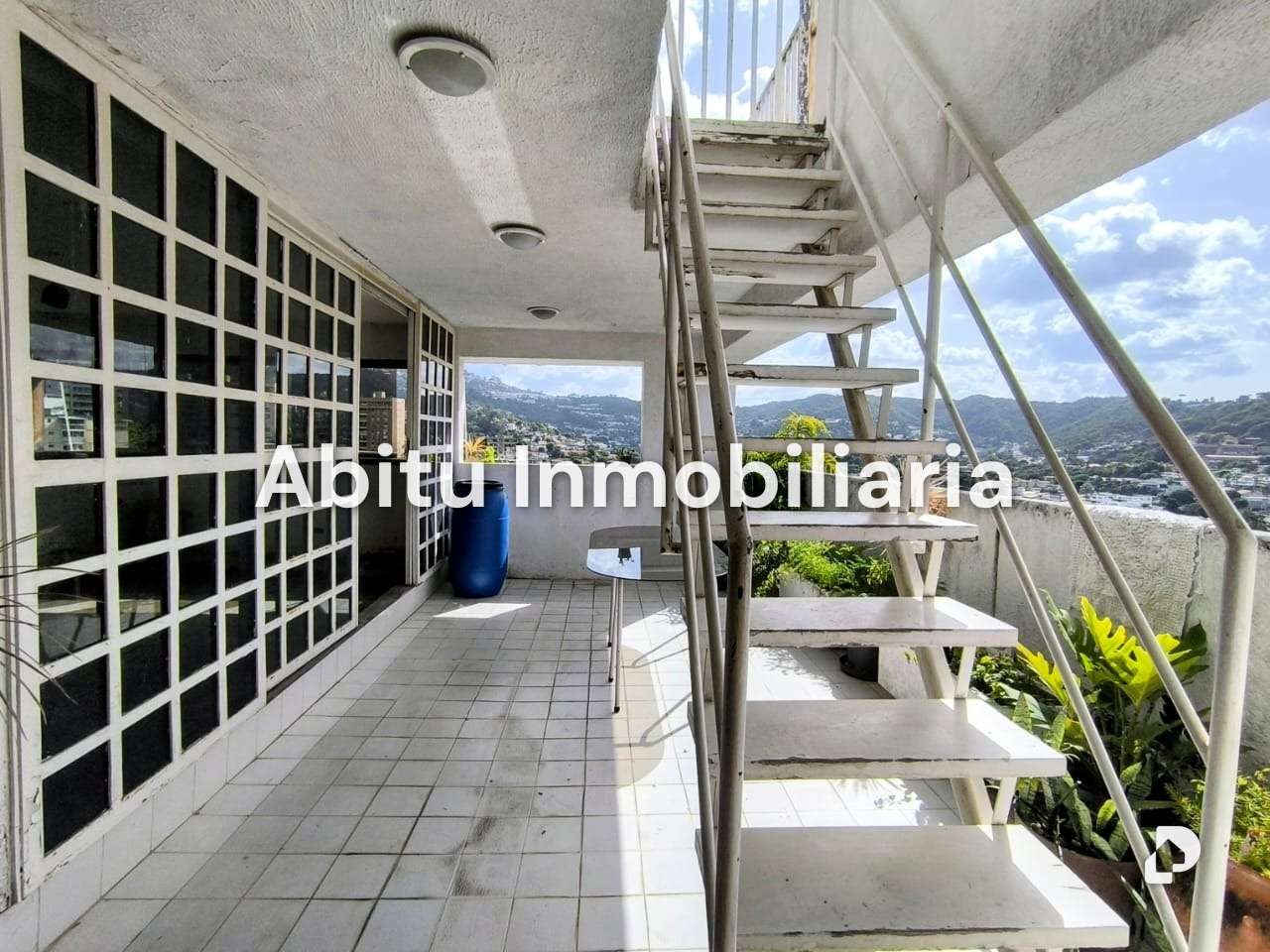 Penthouse en Prados del Este, Caracas – 12