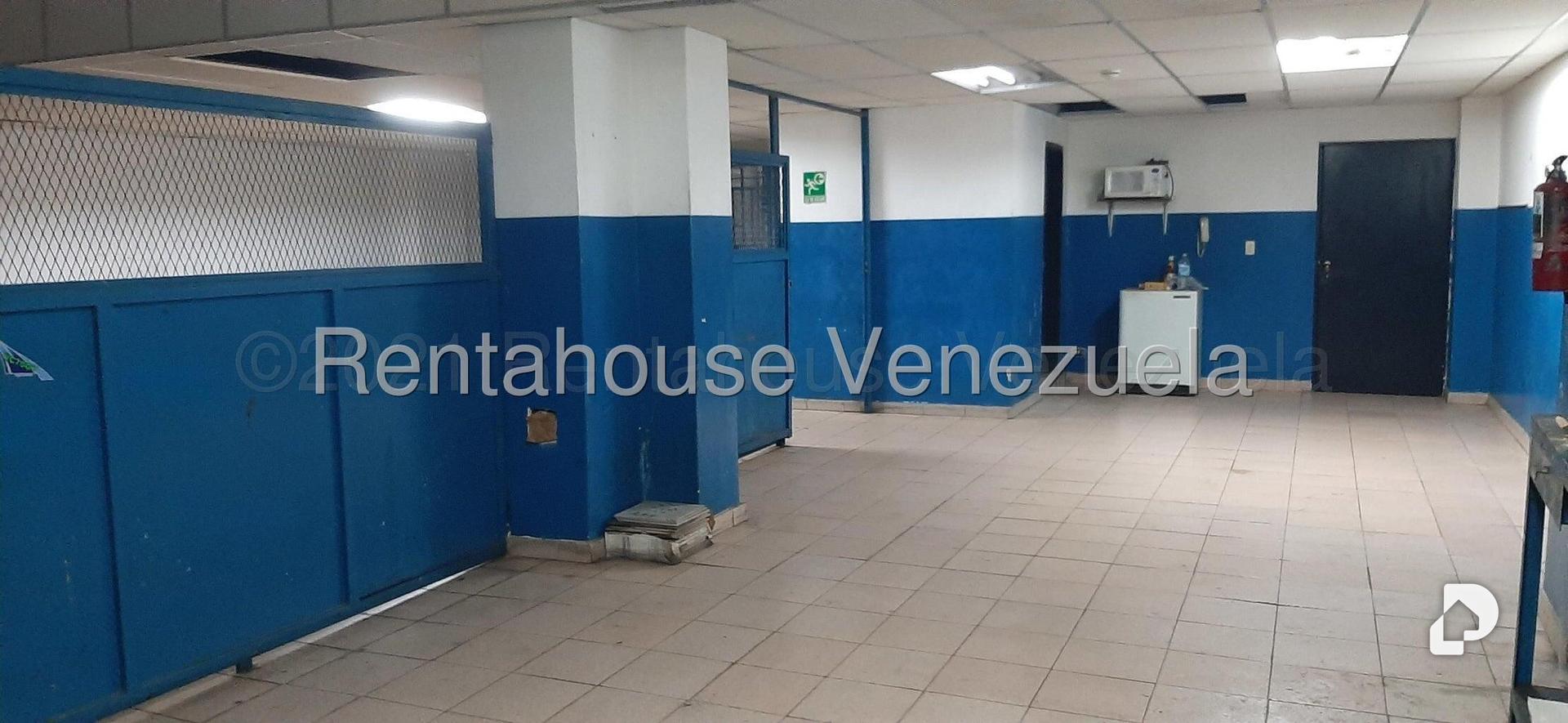 Local comercial en Parroquia La Candelaria, Caracas – 3