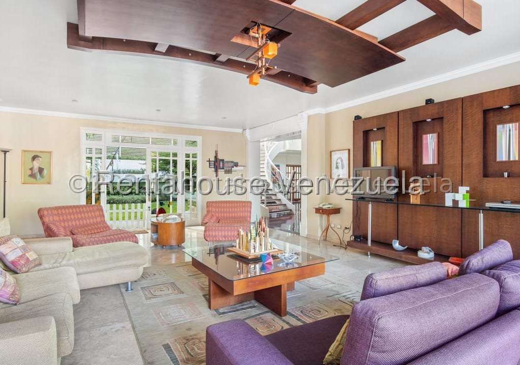 Casa en La Lagunita Country Club, Caracas