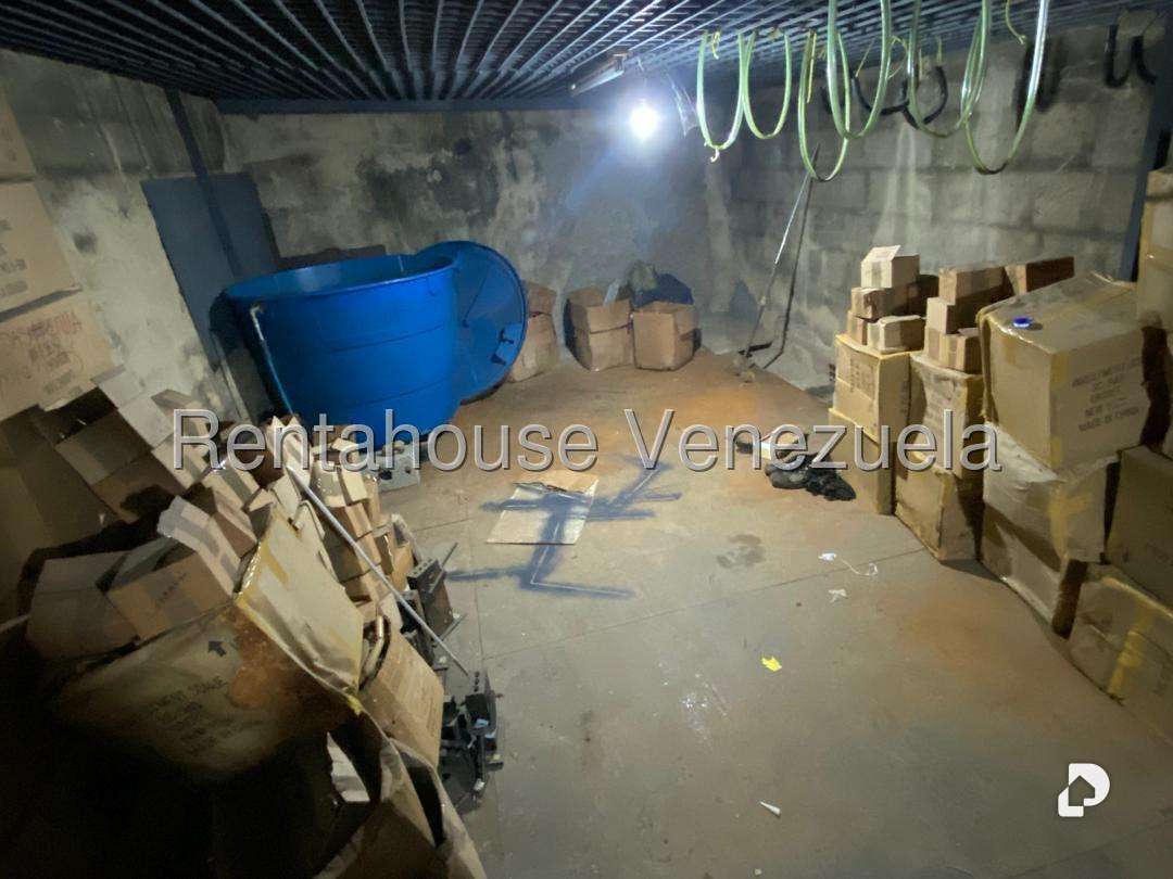 Local comercial en Parroquia Catedral, Caracas – 22