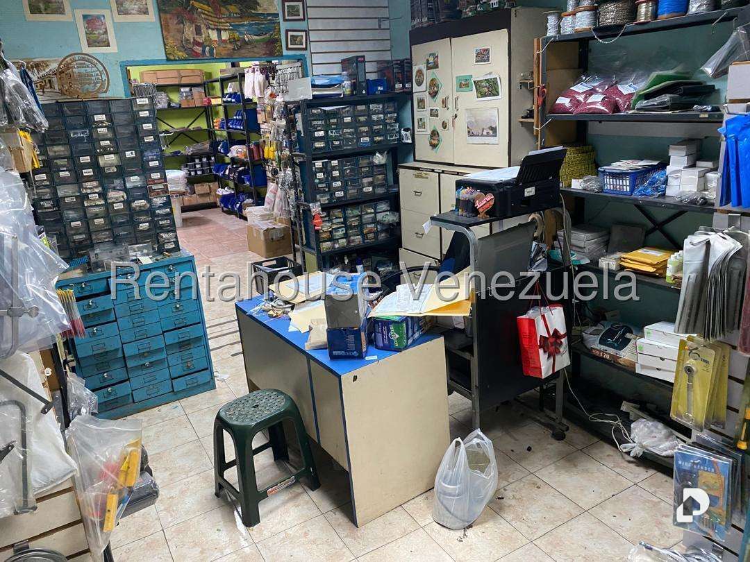 Local comercial en Parroquia Catedral, Caracas – 26