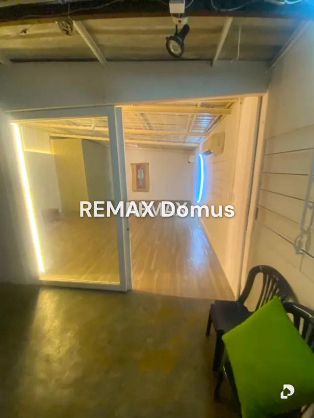 Local comercial en Los Palos Grandes, Caracas – 1