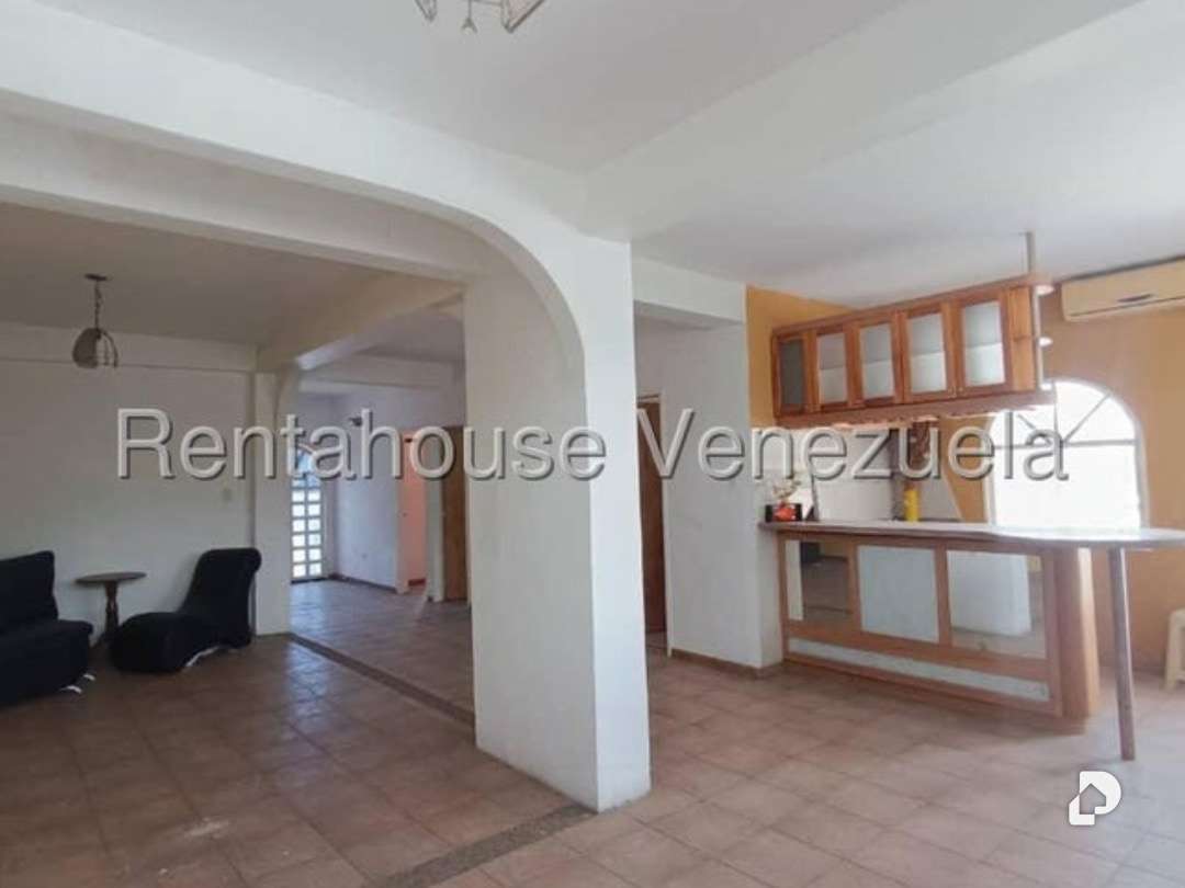 Casa en Urbanización José Felix Ribas, Maracay – 12