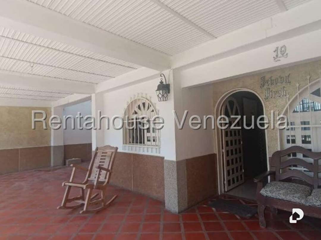 Casa en Urbanización José Felix Ribas, Maracay – 2