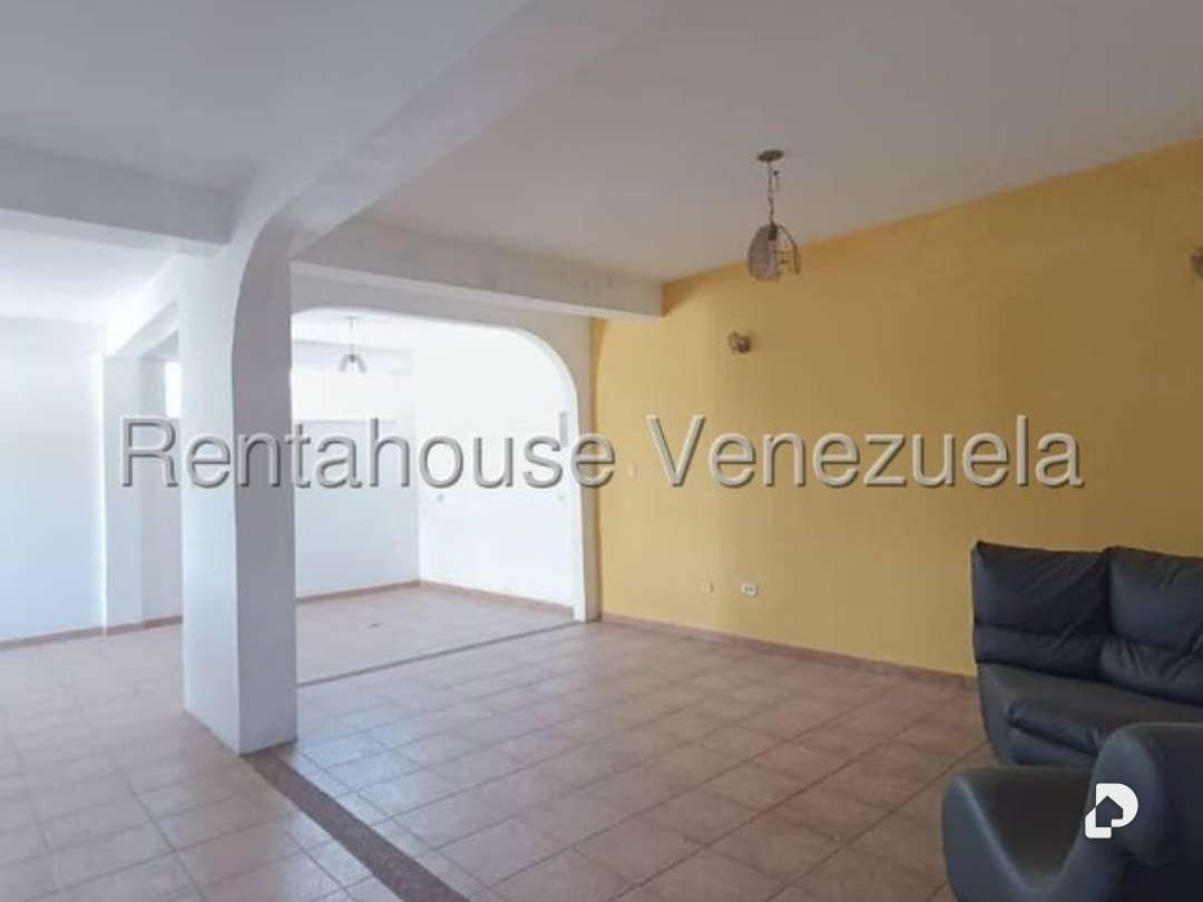 Casa en Urbanización José Felix Ribas, Maracay – 13