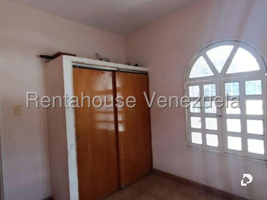 Casa en Urbanización José Felix Ribas, Maracay – 16
