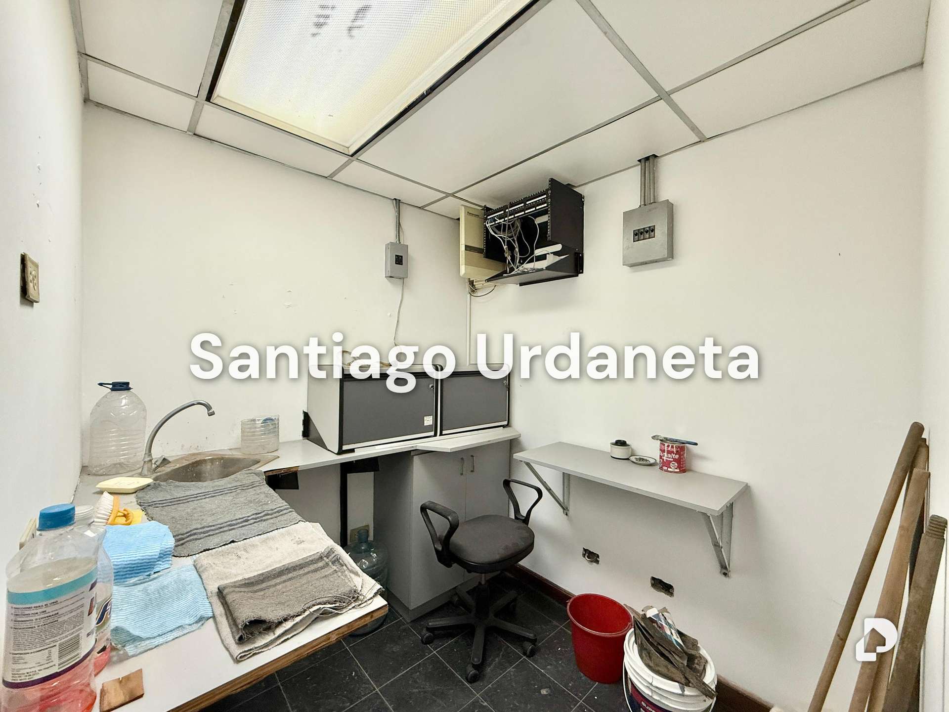 Oficina en Los Palos Grandes, Caracas – 7