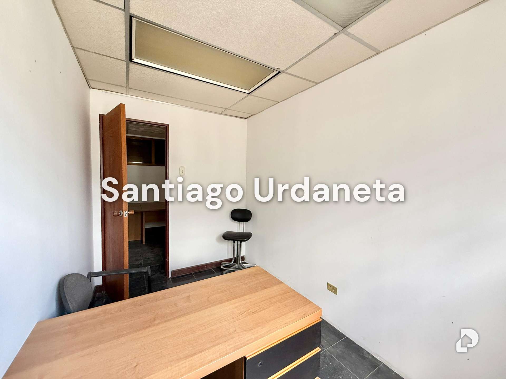 Oficina en Los Palos Grandes, Caracas – 6