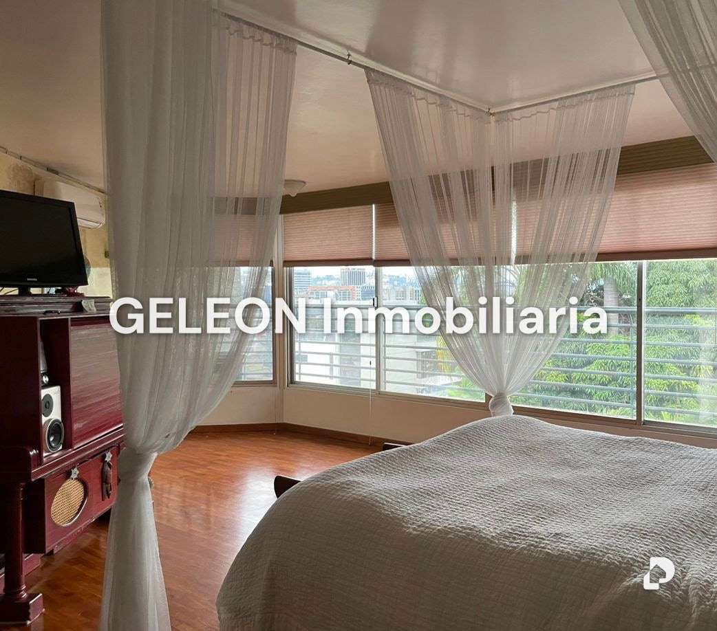 Apartamento en Los Palos Grandes, Caracas – 24