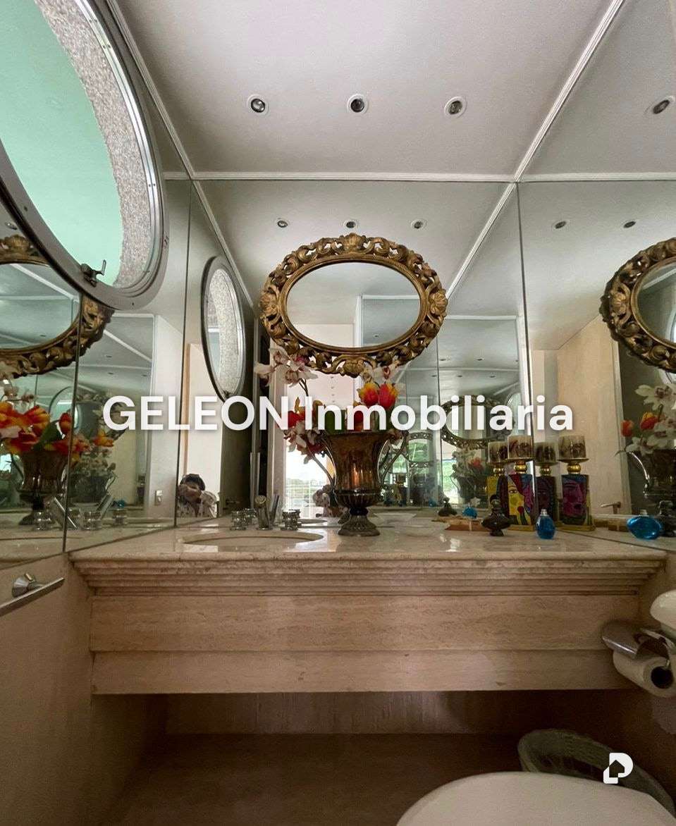 Apartamento en Los Palos Grandes, Caracas – 8