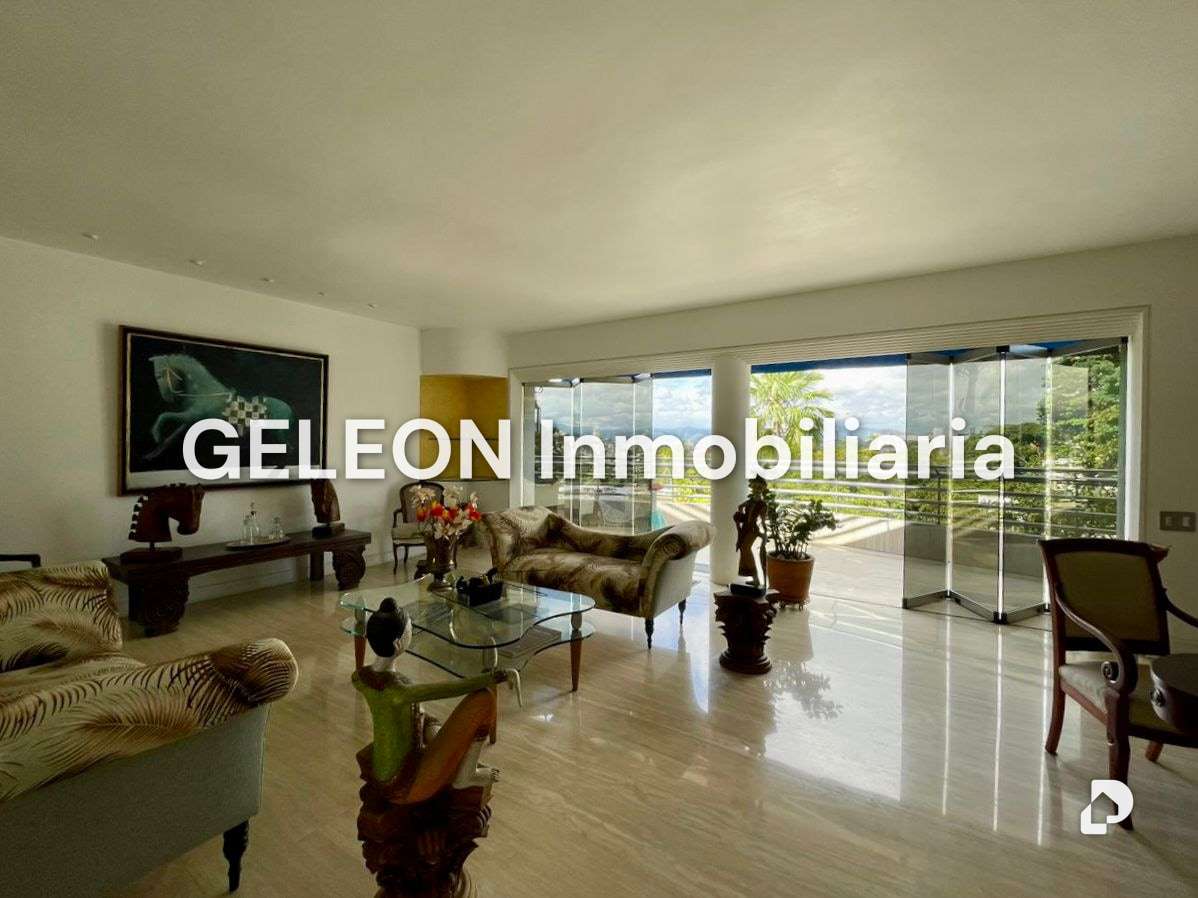 Apartamento en Los Palos Grandes, Caracas – 12