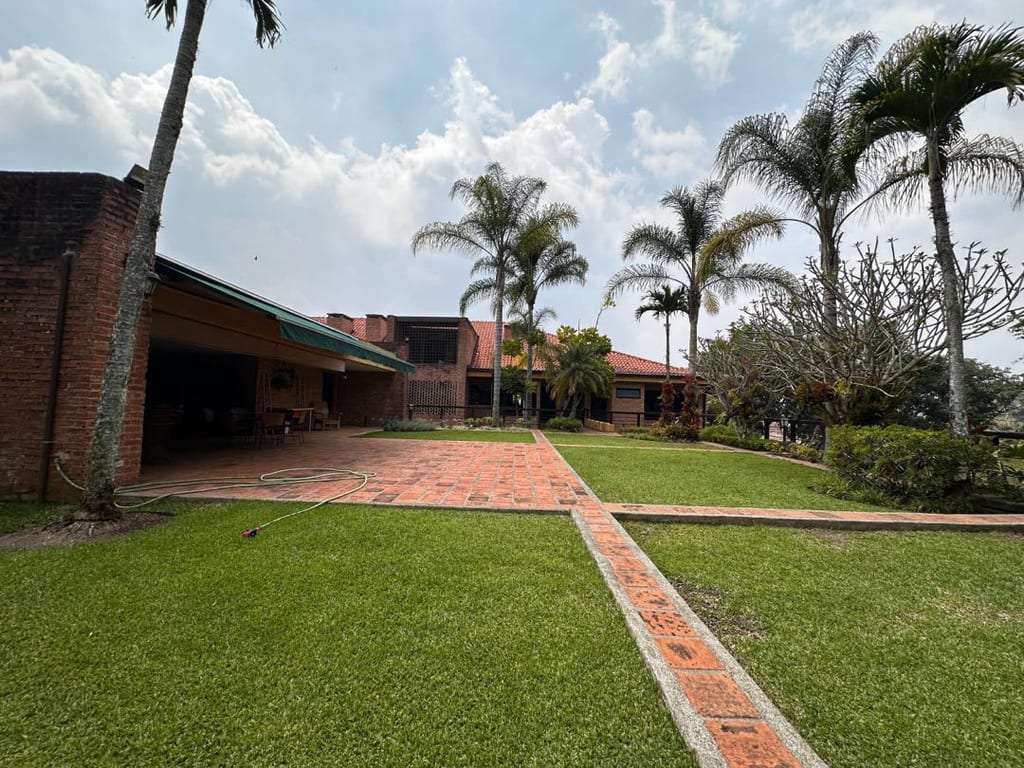 Apartamento en Oripoto, Caracas - 1