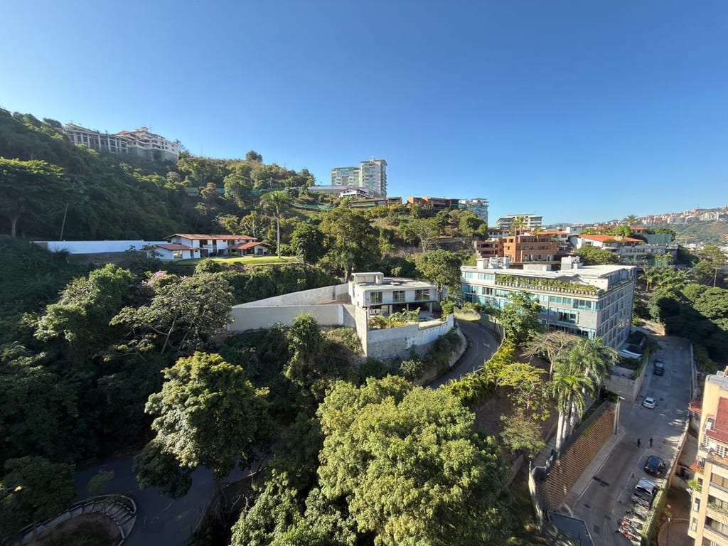Apartamento en Lomas de Las Mercedes, Caracas - 1