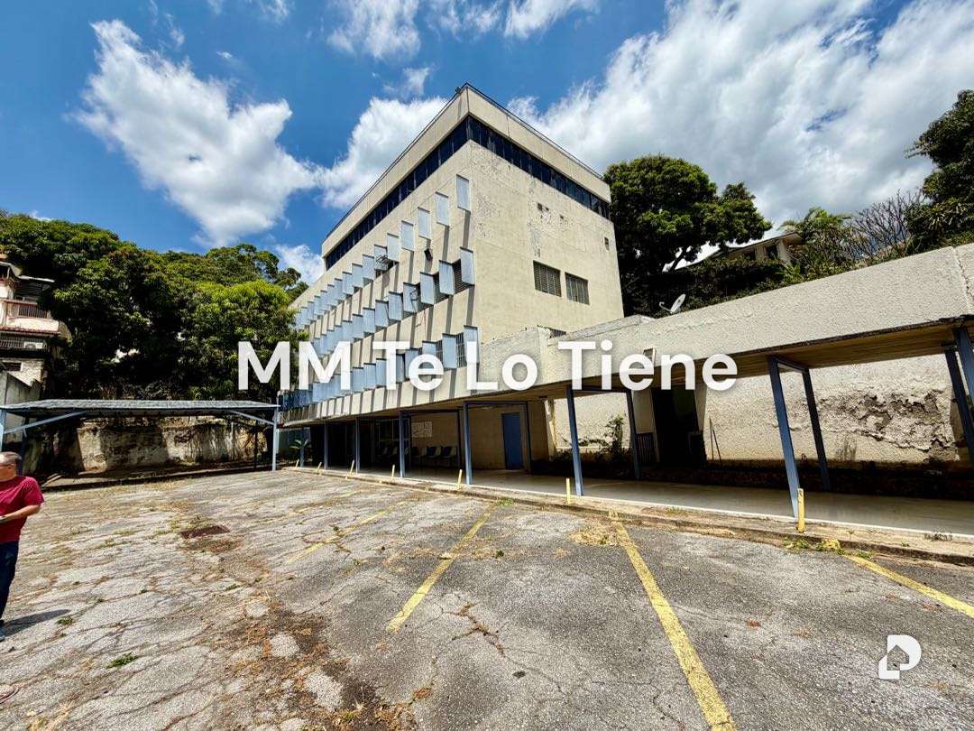 Edificio en La Florida, Caracas – 9