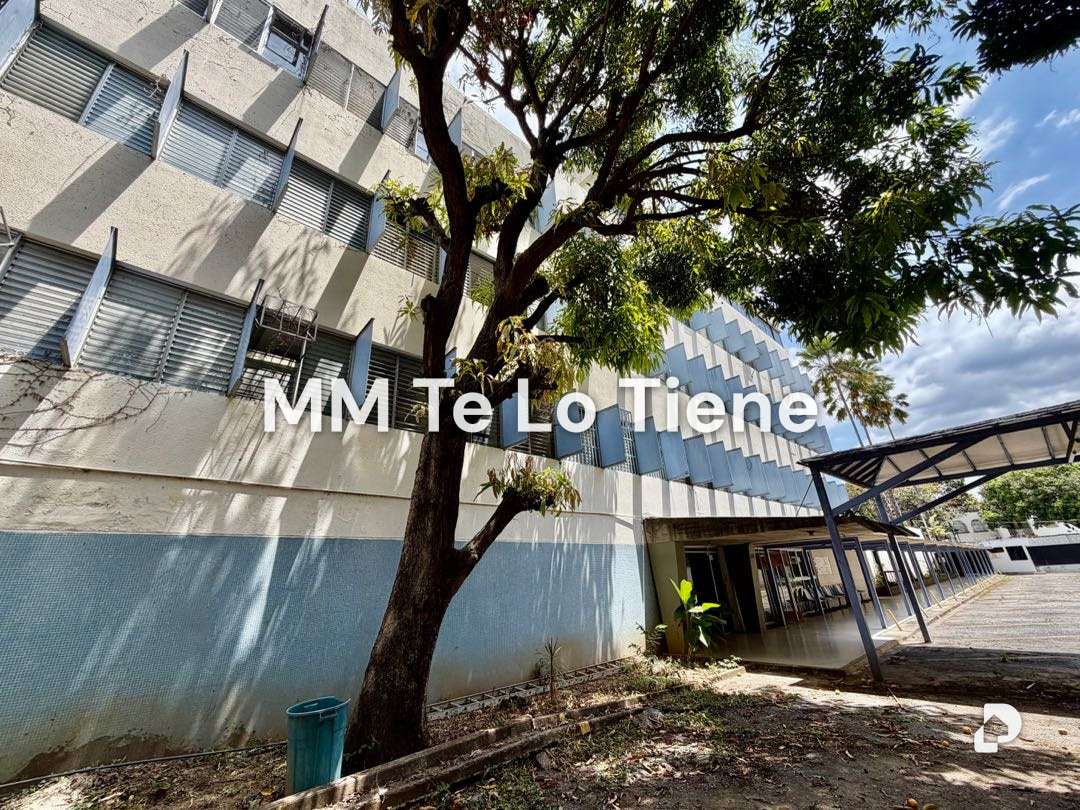 Edificio en La Florida, Caracas – 4