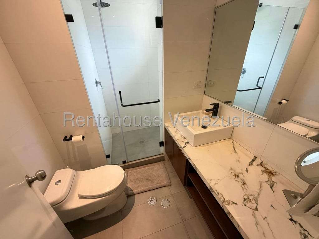 Apartamento en Los Naranjos de las Mercedes, Caracas