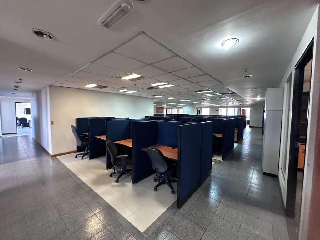 Oficina en Chacao, Caracas - 1