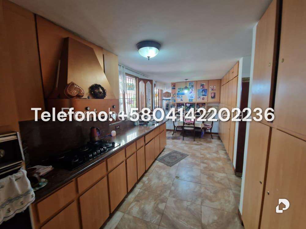 Casa en Santa Paula, Caracas – 5