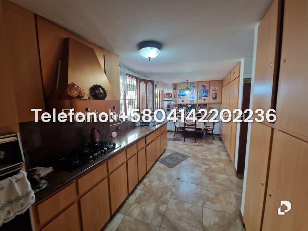 Casa en Santa Paula, Caracas – 5
