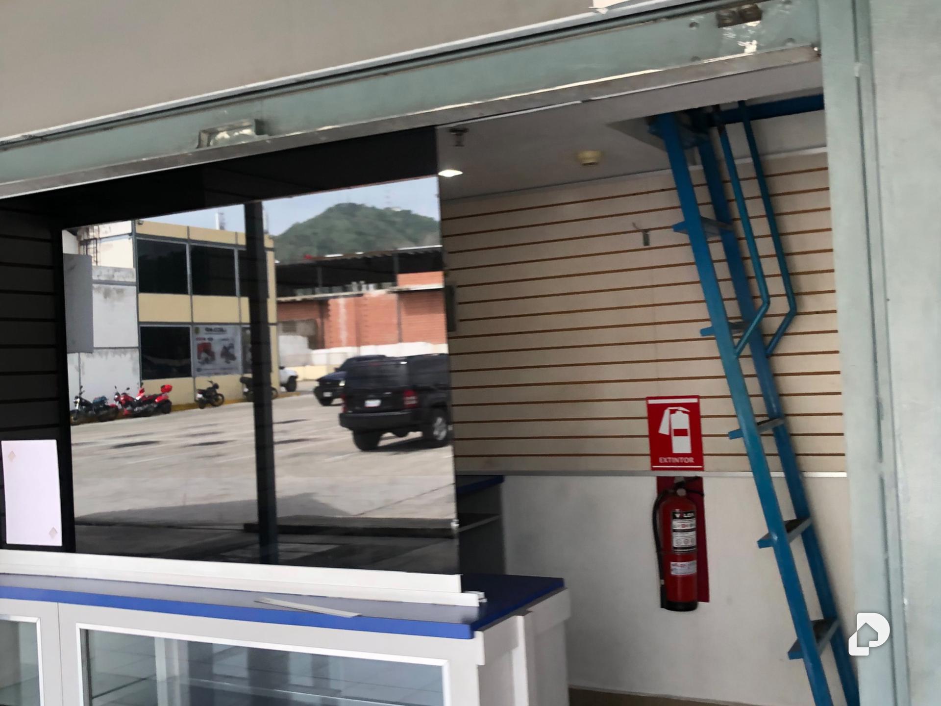 Local comercial en 2001, San Diego – 5