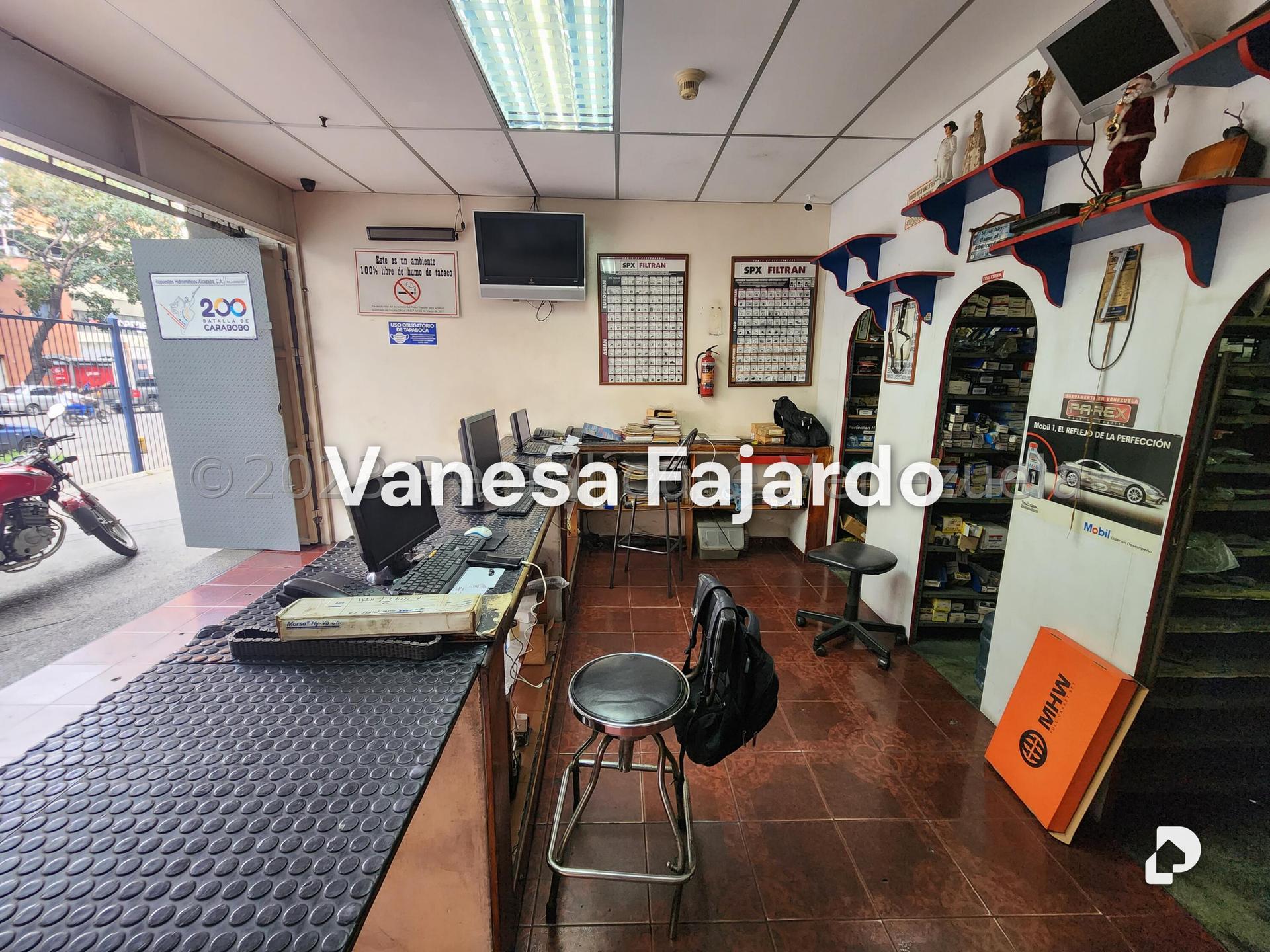 Local comercial en Bello Monte, Caracas – 4