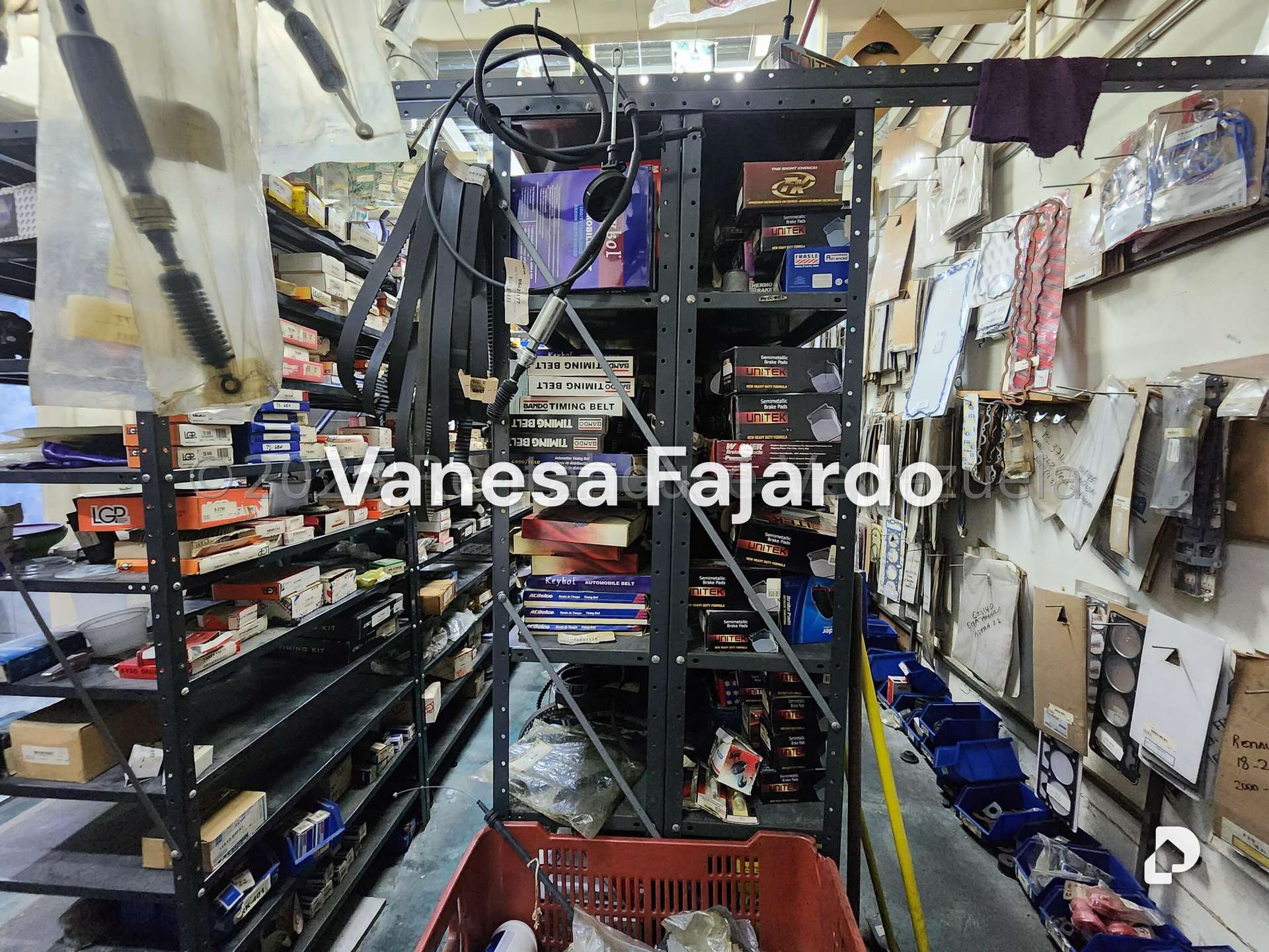 Local comercial en Bello Monte, Caracas – 9