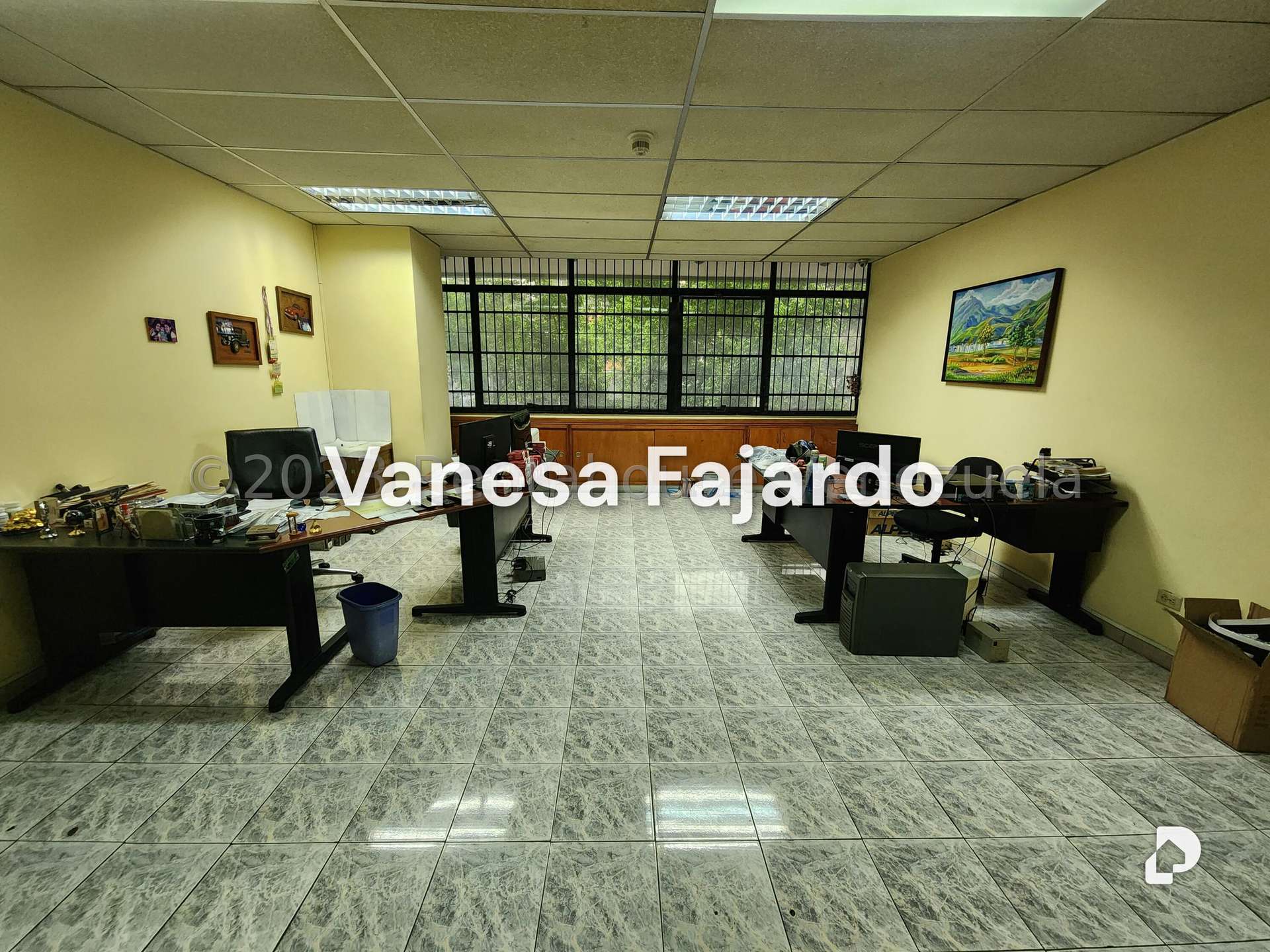 Local comercial en Bello Monte, Caracas – 12