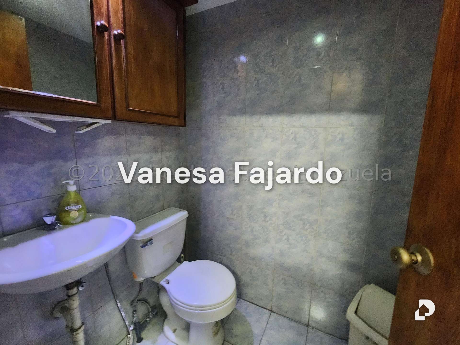 Local comercial en Bello Monte, Caracas – 14