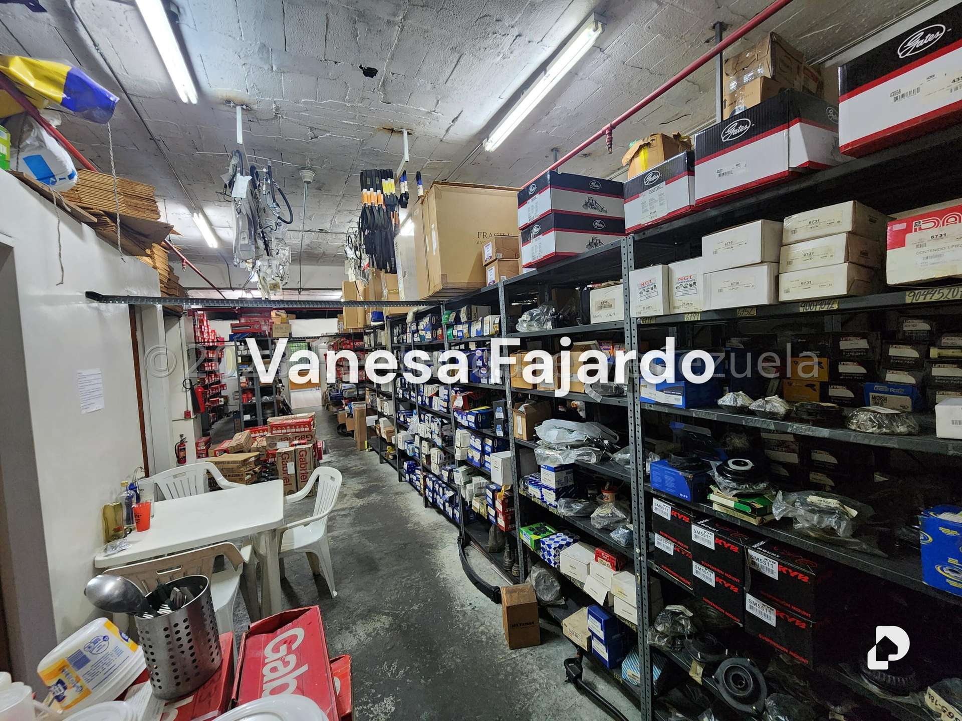 Local comercial en Bello Monte, Caracas – 6