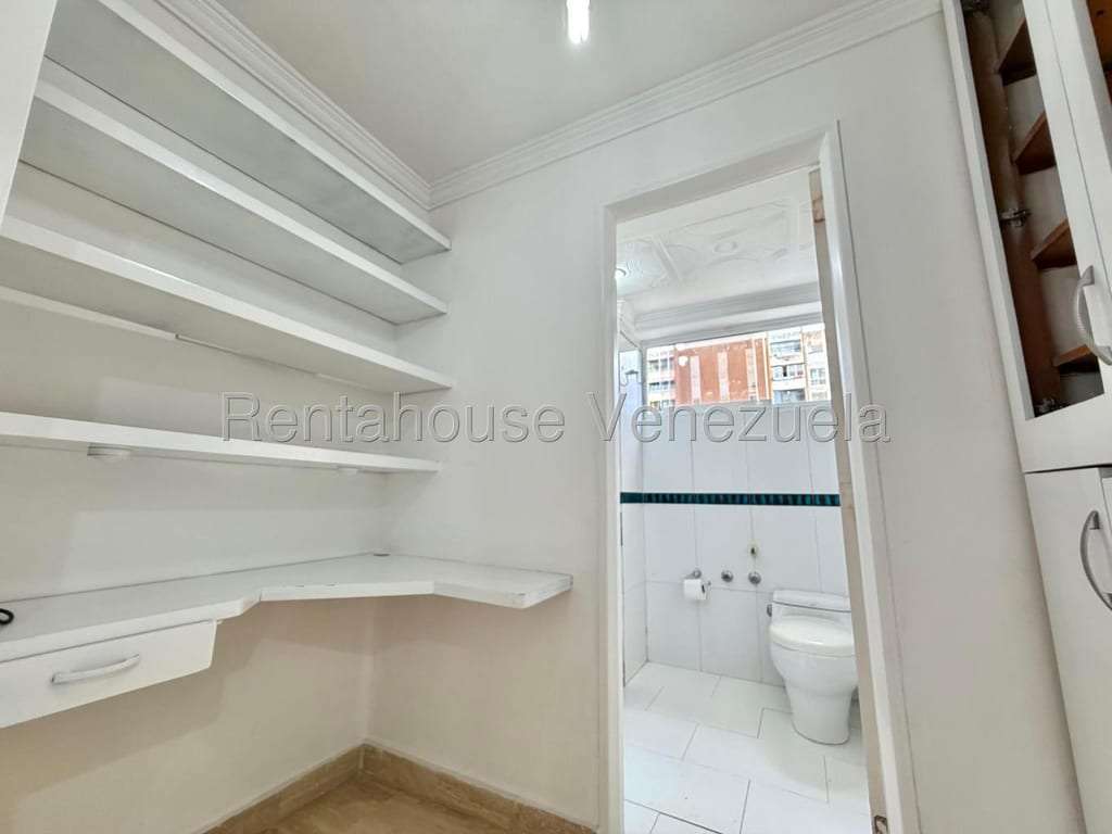 Apartamento en La Urbina, Caracas