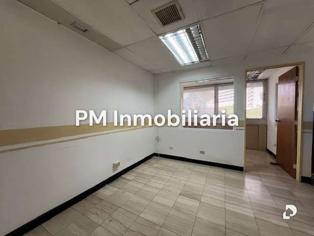 Oficina en Chuao, Caracas – 8