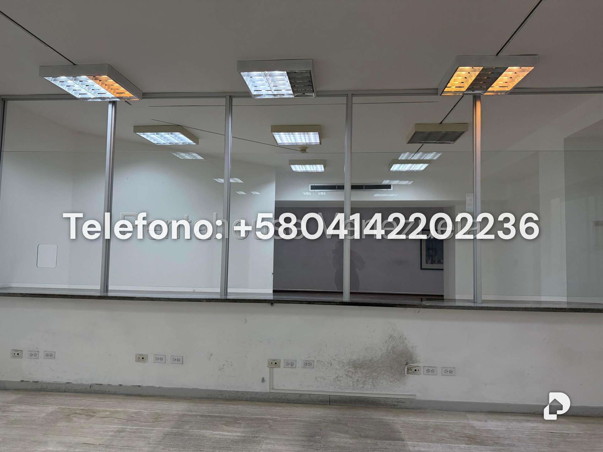 Casa en Altamira, Caracas – 11