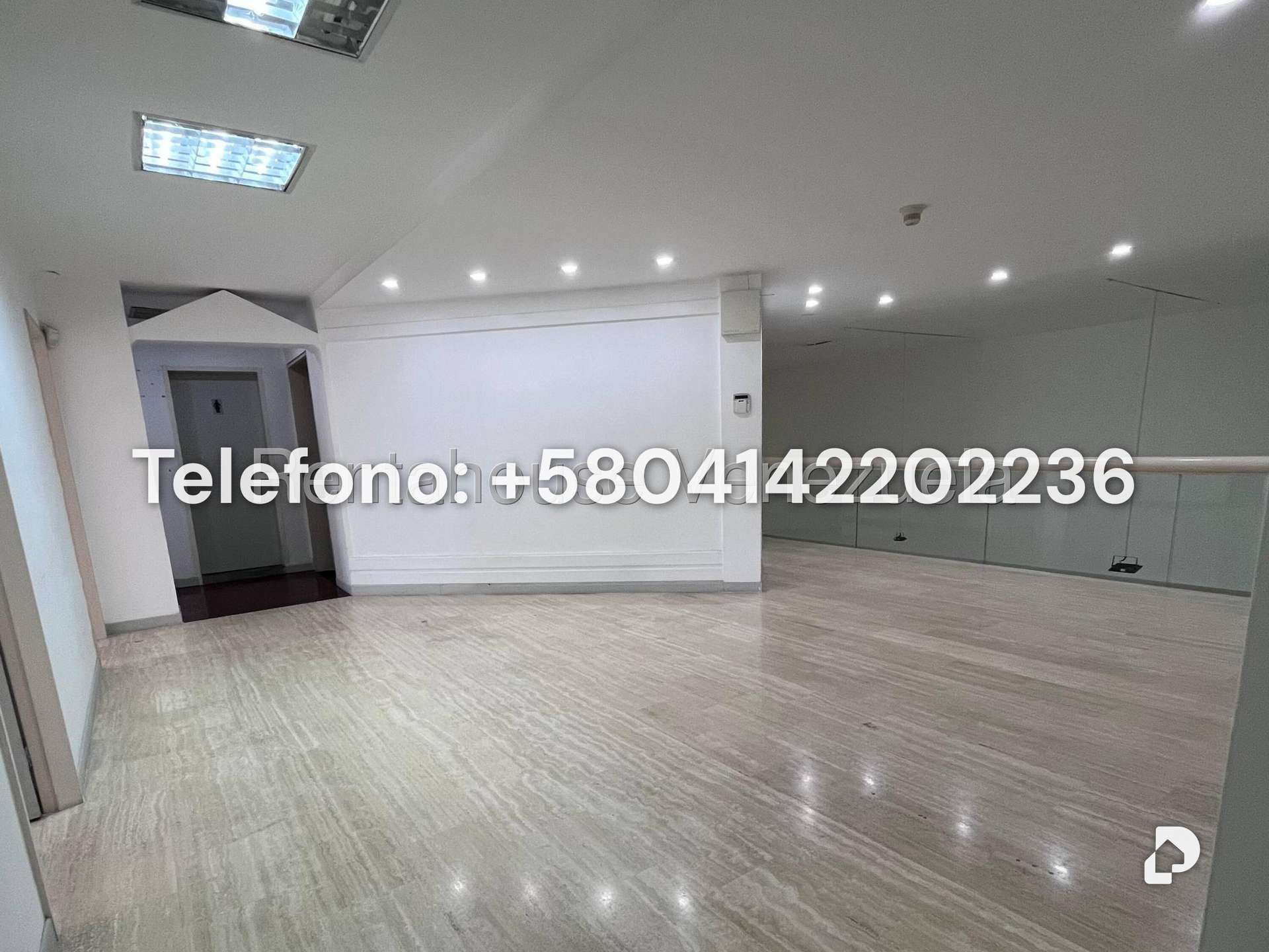 Casa en Altamira, Caracas – 27