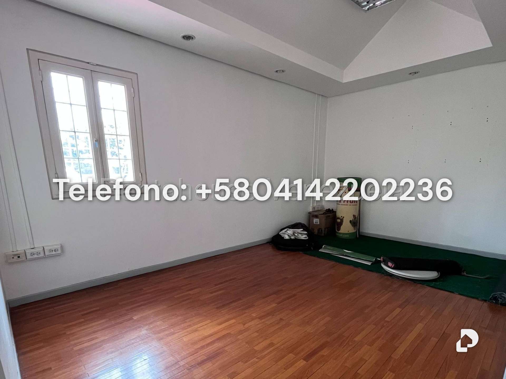 Casa en Altamira, Caracas – 23