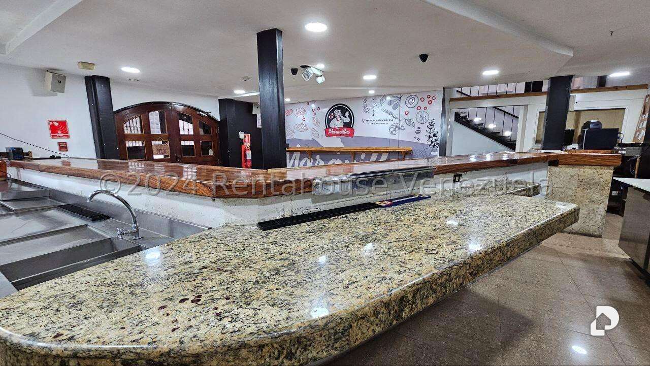 Local comercial en Parroquia La Candelaria, Caracas – 10