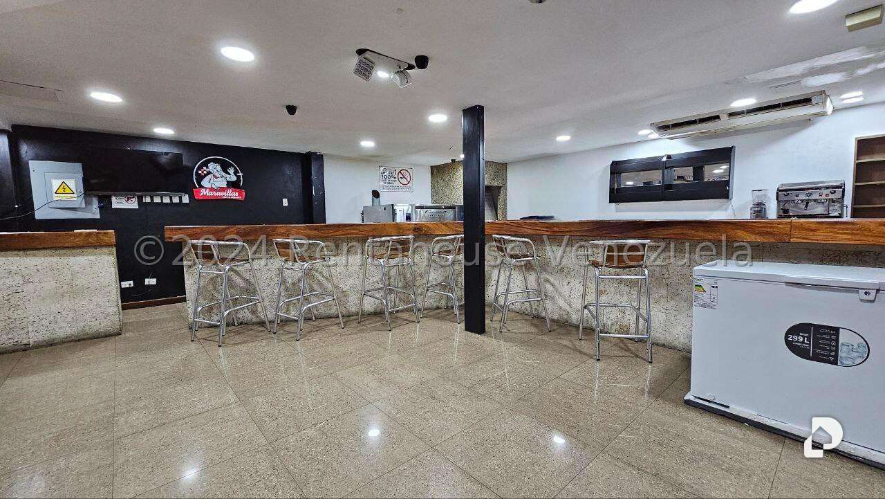 Local comercial en Parroquia La Candelaria, Caracas – 4