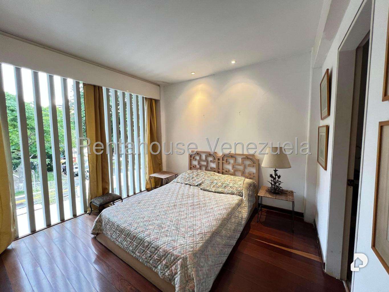 Casa en Santa Inés, Caracas – 9