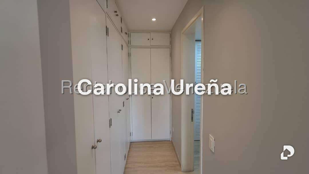 Apartamento en Colinas de Valle Arriba, Caracas – 14