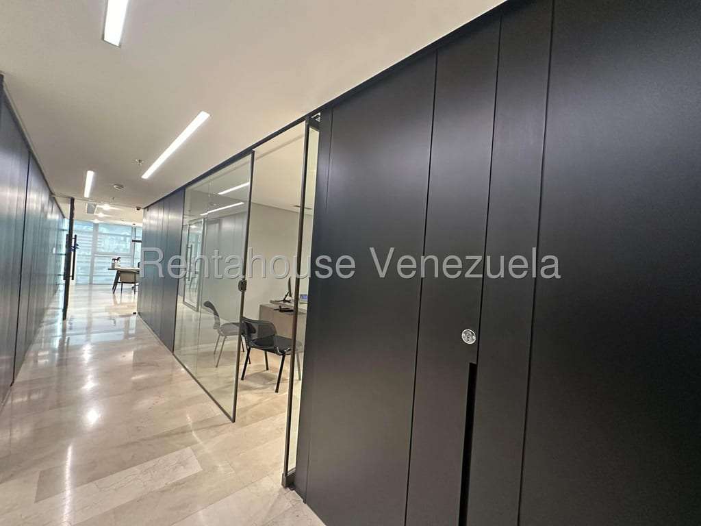 Oficina en Las Mercedes, Caracas