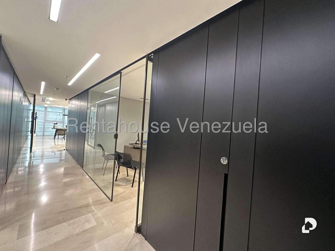 Oficina en Las Mercedes, Caracas – 34