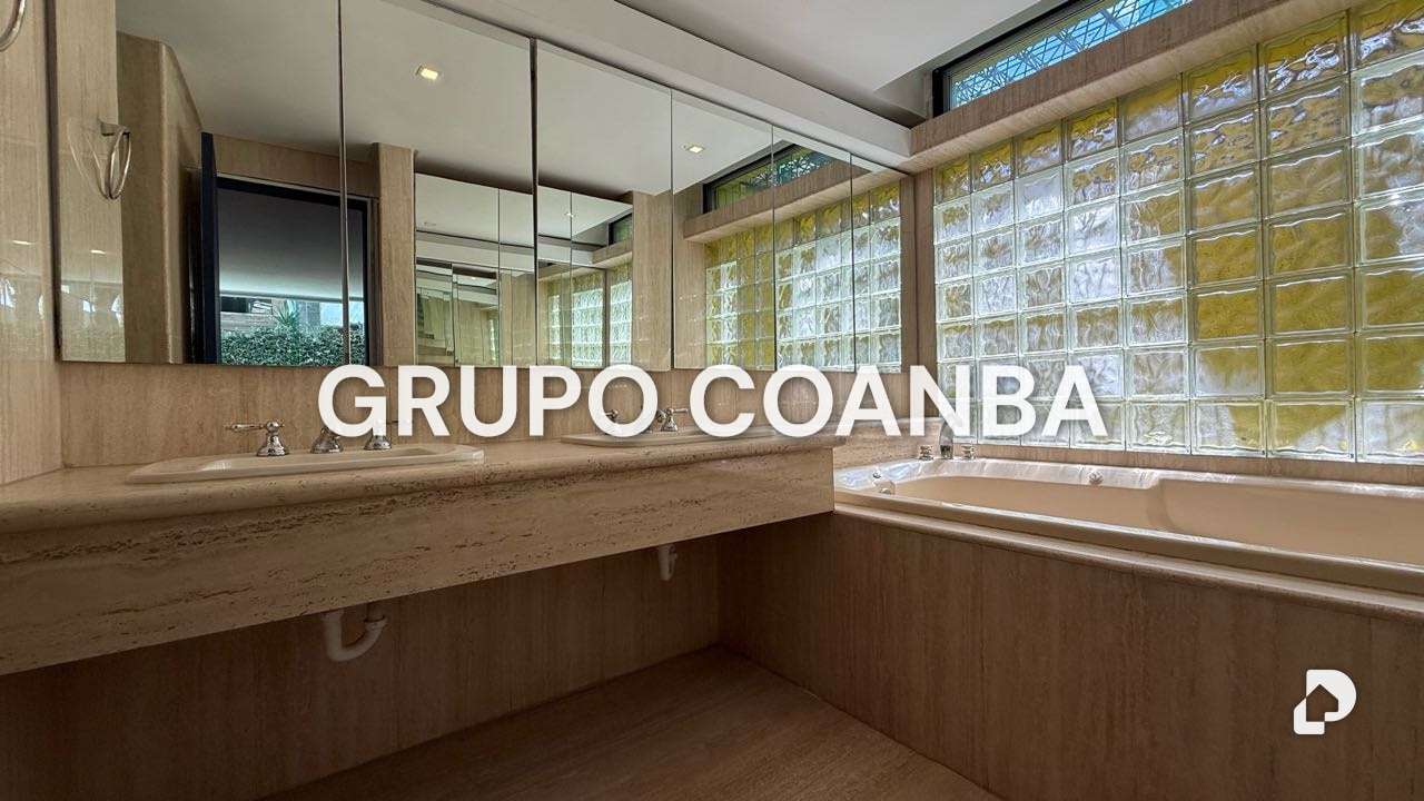 Casa en Los Palos Grandes, Caracas – 13
