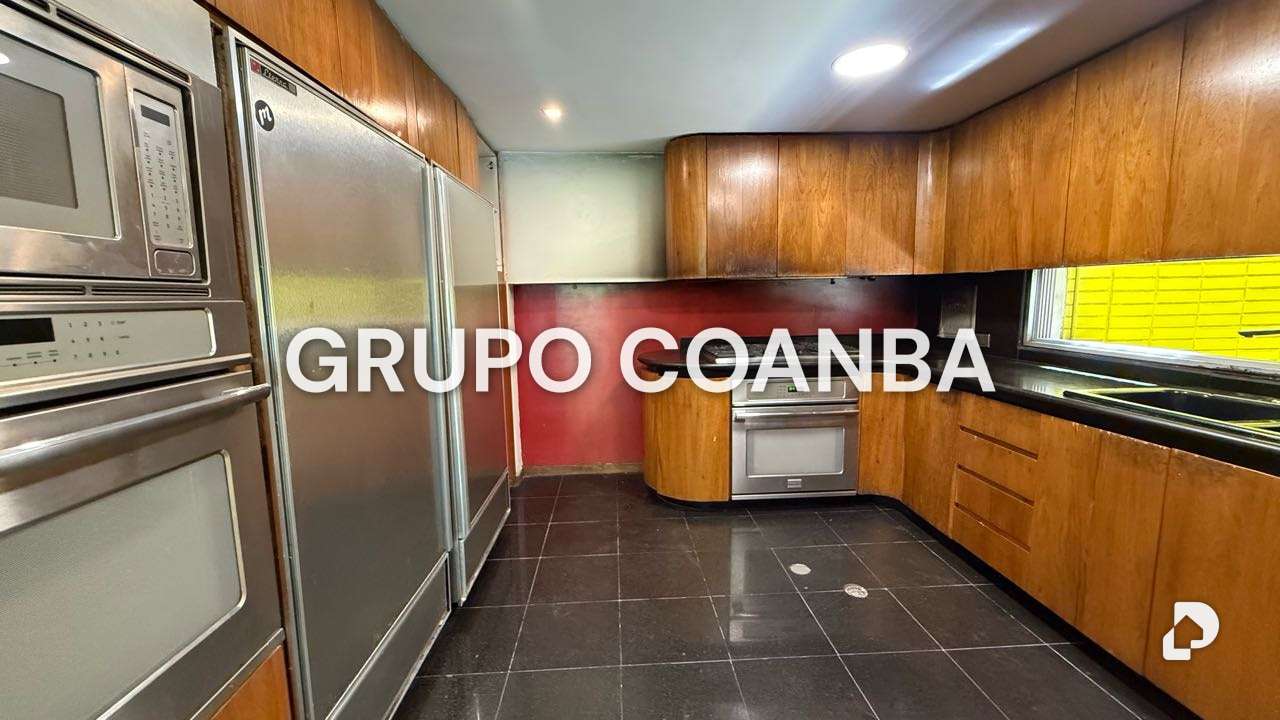 Casa en Los Palos Grandes, Caracas – 6
