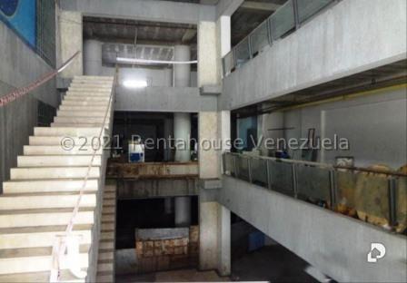 Edificio en Sabana Grande, Caracas – 4
