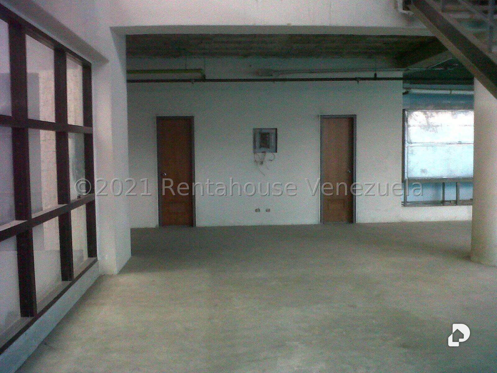 Edificio en Sabana Grande, Caracas – 11